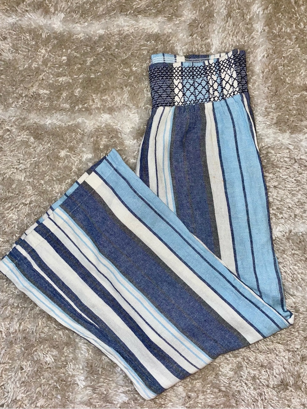 Indigo Rein Striped Blue Wide-Leg Linen Blend Pants. Size Large.